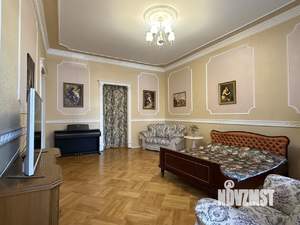 Дом 300м&sup2;, 1-этажный, участок 2 сот.  