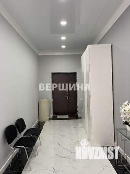Дом 350м&sup2;, 3-этажный, участок 12 сот.  