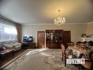 Дом 260м², 2-этажный, участок 6 сот.  