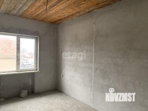 Дом 175м&sup2;, 2-этажный, участок 4 сот.  