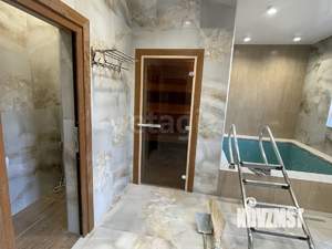 Дом 271м&sup2;, 2-этажный, участок 6 сот.  