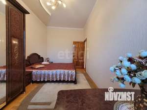 Дом 259м&sup2;, 2-этажный, участок 618 сот.  