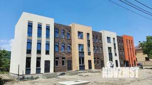 Таунхаус 140м², 3-этажный, участок 1 сот.  