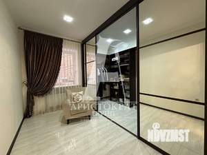 Дом 540м&sup2;, 3-этажный, участок 5 сот.  
