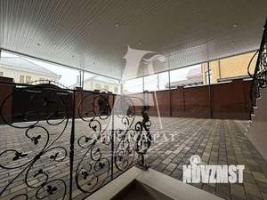 Дом 540м&sup2;, 3-этажный, участок 5 сот.  