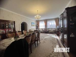Дом 260м², 2-этажный, участок 6 сот.  