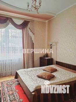 Дом 260м², 2-этажный, участок 6 сот.  