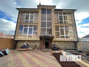 Дом 456м², 4-этажный, участок 5 сот.  