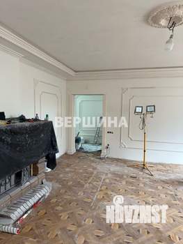 Дом 271м&sup2;, 2-этажный, участок 6 сот.  