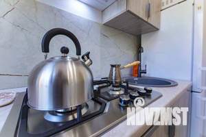 2-к квартира, посуточно, 42м2, 4/4 этаж