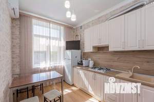 2-к квартира, посуточно, 50м2, 1/1 этаж