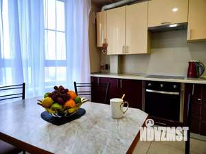 1-к квартира, посуточно, 57м2, 1/1 этаж