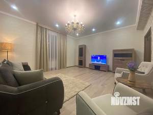 2-к квартира, посуточно, 105м2, 1/1 этаж