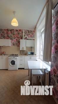 1-к квартира, посуточно, 32м2, 5/5 этаж