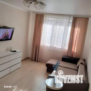 1-к квартира, посуточно, 34м2, 1/4 этаж