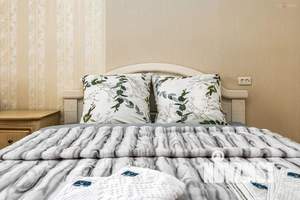 1-к квартира, посуточно, 50м2, 3/5 этаж