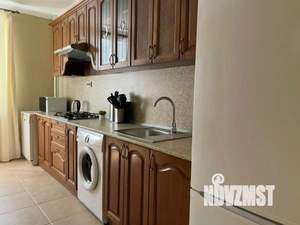 2-к квартира, посуточно, 72м2, 1/1 этаж