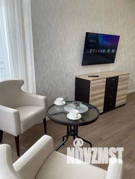 1-к квартира, посуточно, 60м2, 2/10 этаж