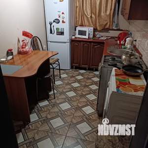 1-к квартира, посуточно, 42м2, 1/2 этаж