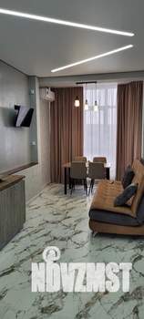 1-к квартира, посуточно, 50м2, 6/10 этаж