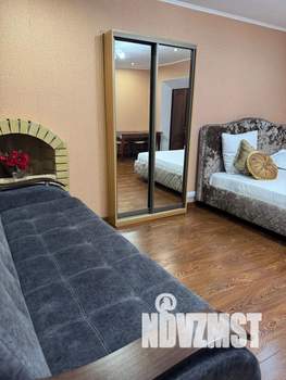2-к квартира, посуточно, 54м2, 1/1 этаж