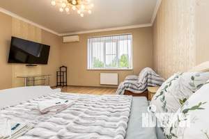 1-к квартира, посуточно, 50м2, 3/5 этаж