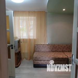 2-к квартира, посуточно, 50м2, 1/2 этаж