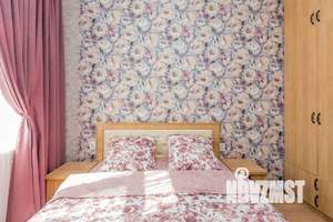 2-к квартира, посуточно, 50м2, 1/1 этаж