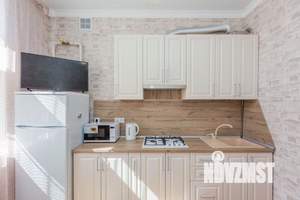 2-к квартира, посуточно, 50м2, 1/1 этаж