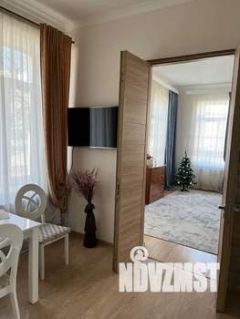 1-к квартира, посуточно, 55м2, 2/2 этаж
