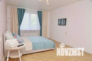 1-к квартира, посуточно, 40м2, 3/5 этаж