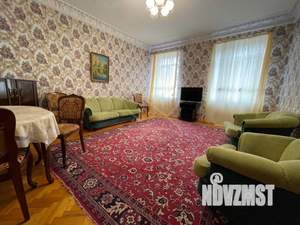 2-к квартира, вторичка, 65м2, 2/5 этаж