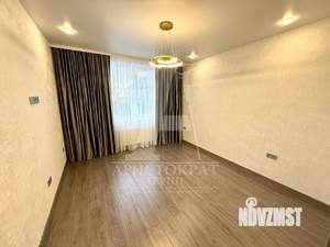 2-к квартира, вторичка, 60м2, 1/9 этаж