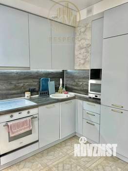 1-к квартира, вторичка, 42м2, 10/13 этаж