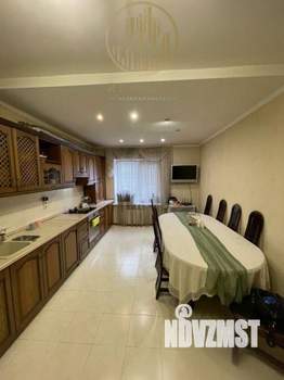 3-к квартира, вторичка, 100м2, 1/3 этаж