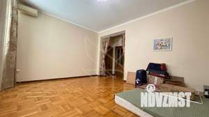 6-к квартира, вторичка, 350м2, 1/3 этаж