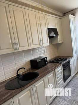 2-к квартира, вторичка, 71м2, 1/10 этаж