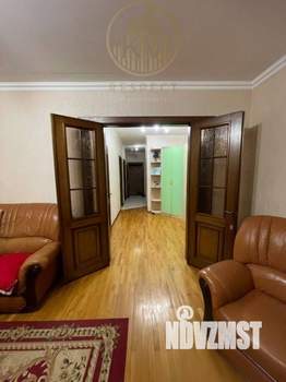 3-к квартира, вторичка, 100м2, 1/3 этаж