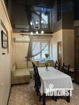 2-к квартира, вторичка, 107м2, 1/3 этаж