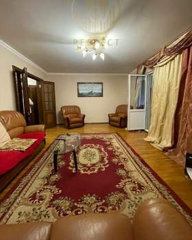 3-к квартира, вторичка, 100м2, 1/3 этаж