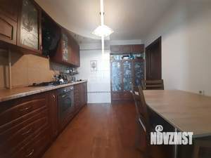 3-к квартира, вторичка, 68м2, 5/10 этаж