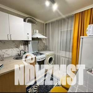 2-к квартира, вторичка, 42м2, 3/5 этаж