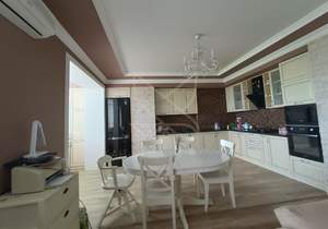 3-к квартира, вторичка, 100м2, 7/9 этаж