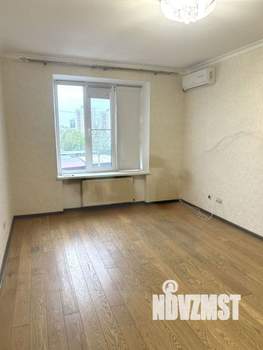 3-к квартира, вторичка, 109м2, 3/5 этаж