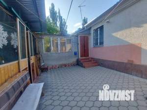 3-к квартира, вторичка, 55м2, 1/1 этаж