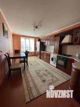 3-к квартира, вторичка, 102м2, 2/7 этаж