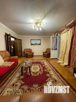 3-к квартира, вторичка, 100м2, 1/3 этаж