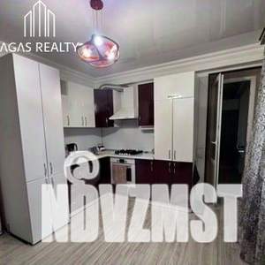2-к квартира, вторичка, 74м2, 1/6 этаж