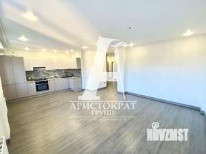 3-к квартира, вторичка, 111м2, 9/9 этаж