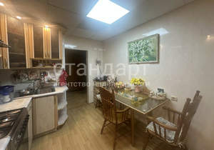 4-к квартира, вторичка, 112м2, 6/9 этаж